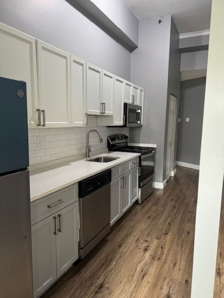 SilverBrick Square - Photo 3 of 27