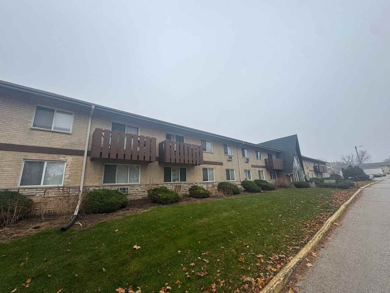 Evergreen Village Apartments - Photo 4 of 6