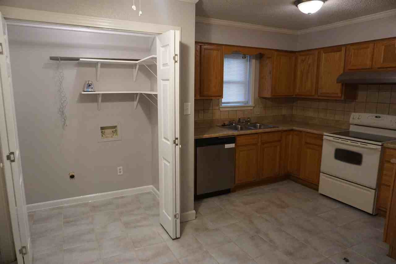 65 Sycamore Circle - Photo 4 of 18