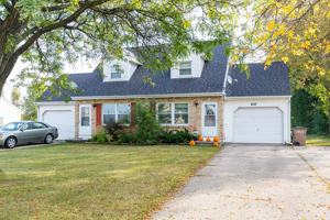 featured image of 850 North Oakwood Road