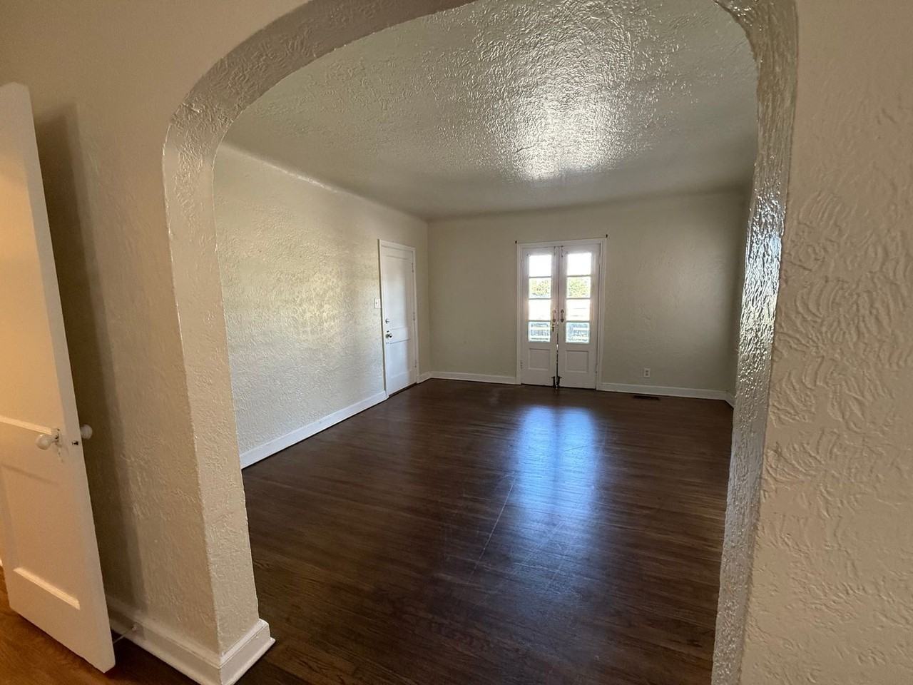 Trenton Apartments off Cherry Street - Photo 4 of 13