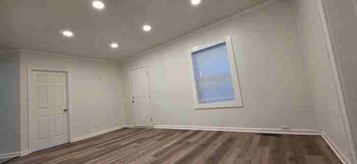 440 27th Street Place Southwest - Photo 4 of 17