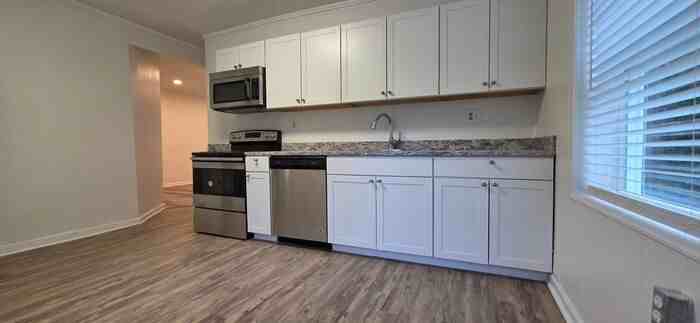 440 27th Street Place Southwest - Photo 5 of 17