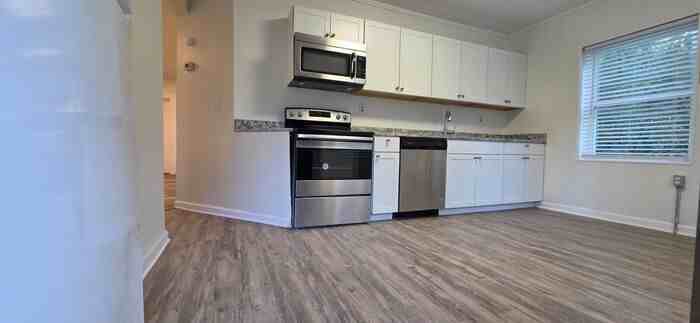 440 27th Street Place Southwest - Photo 6 of 17