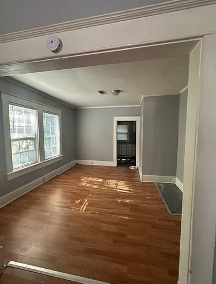 1349 Holt Avenue - Photo 3 of 4