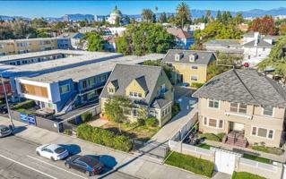 featured image of 921 West 30th Street