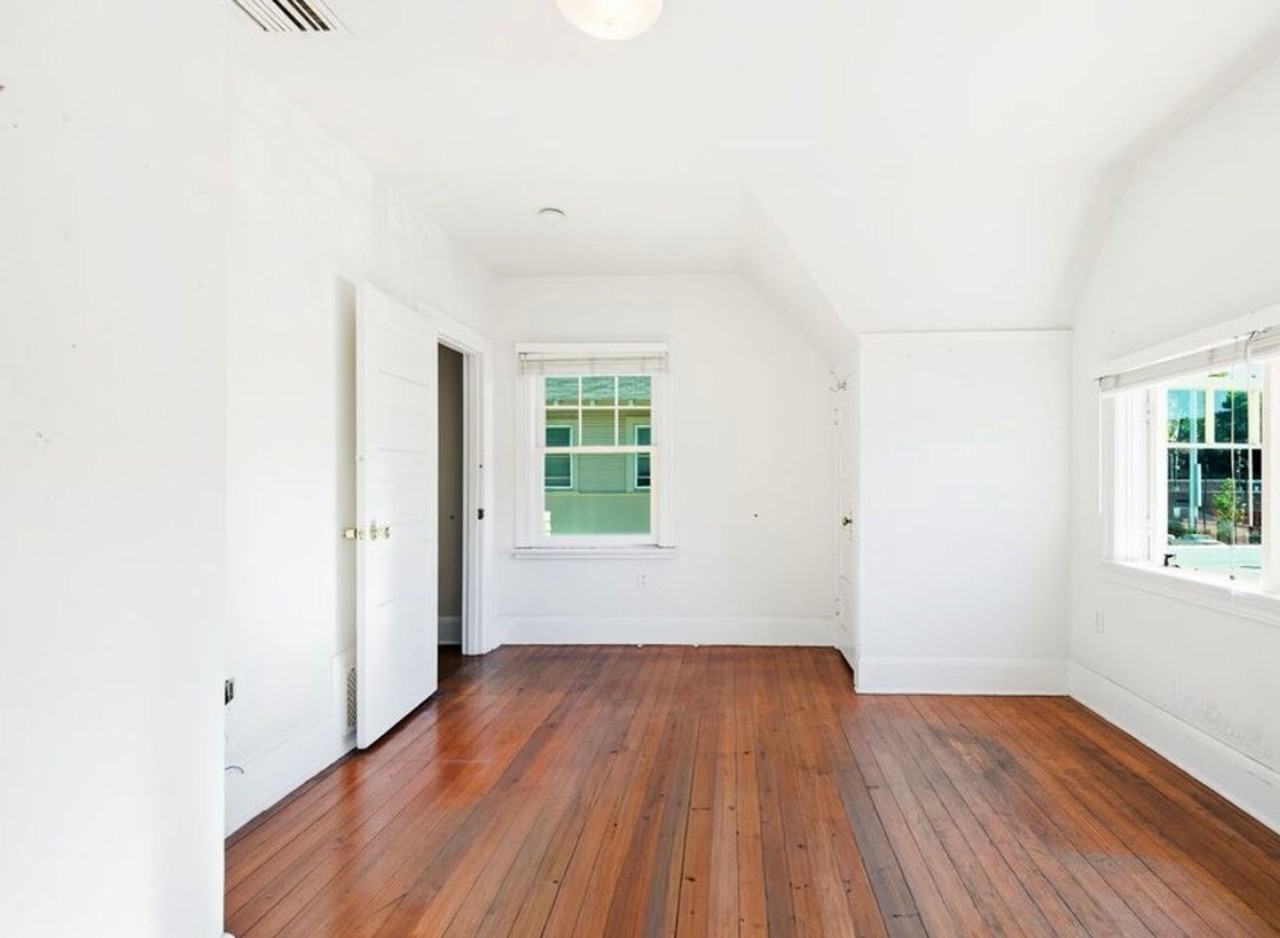 921-923 30th Street - Photo 5 of 11