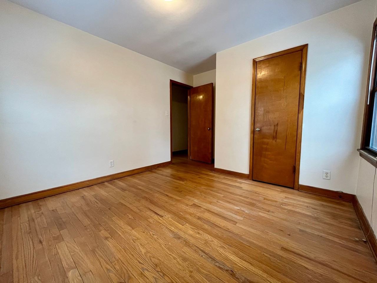 7254 W. Center St. - Photo 7 of 20