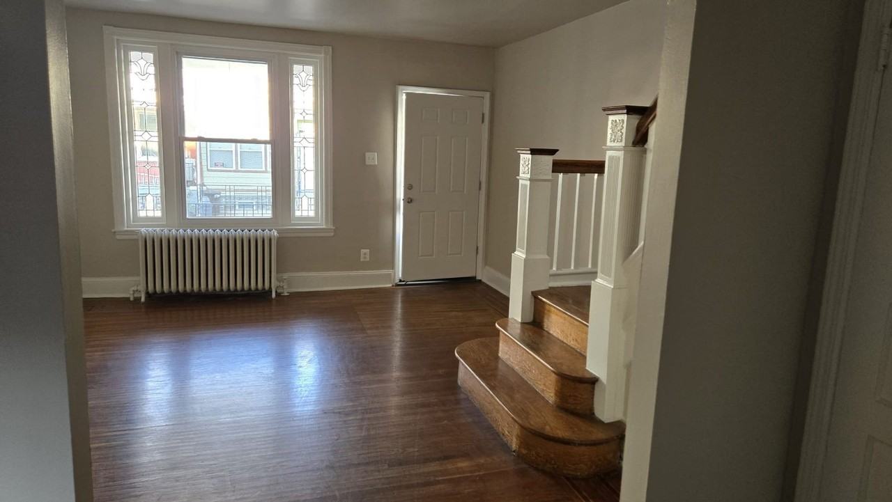 5838 Carpenter St - Photo 2 of 24