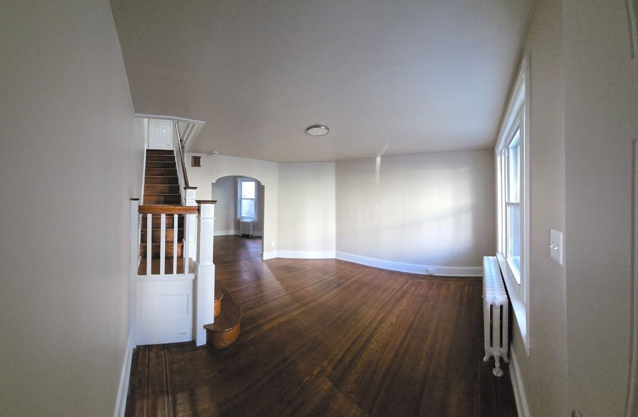 5838 Carpenter St - Photo 3 of 24