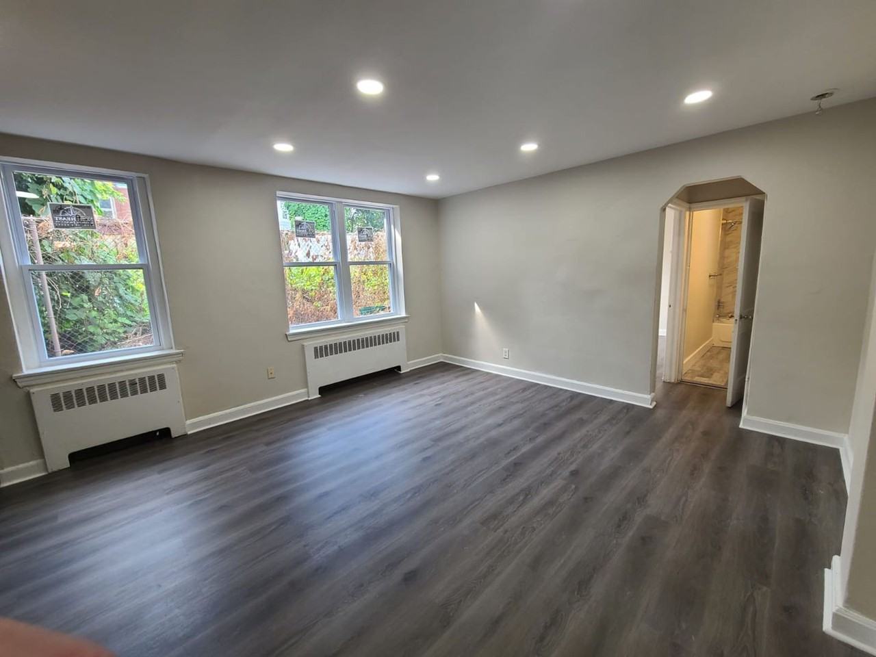 Rockland Apartments - Photo 2 of 7