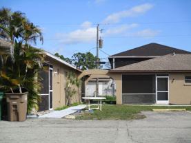 233 SE Van Loon Terr - Photo 1 of 1