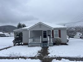 featured image of 100 East 2nd Street #0