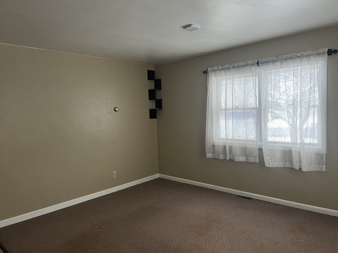 100 East 2nd Street #0 - Photo 7 of 17