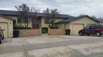 featured image of 631 Oakmont Road #3