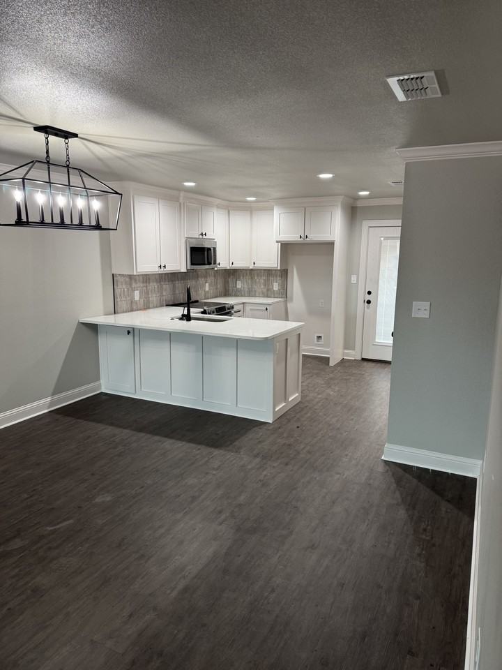 341 Woodstock Lane #NA