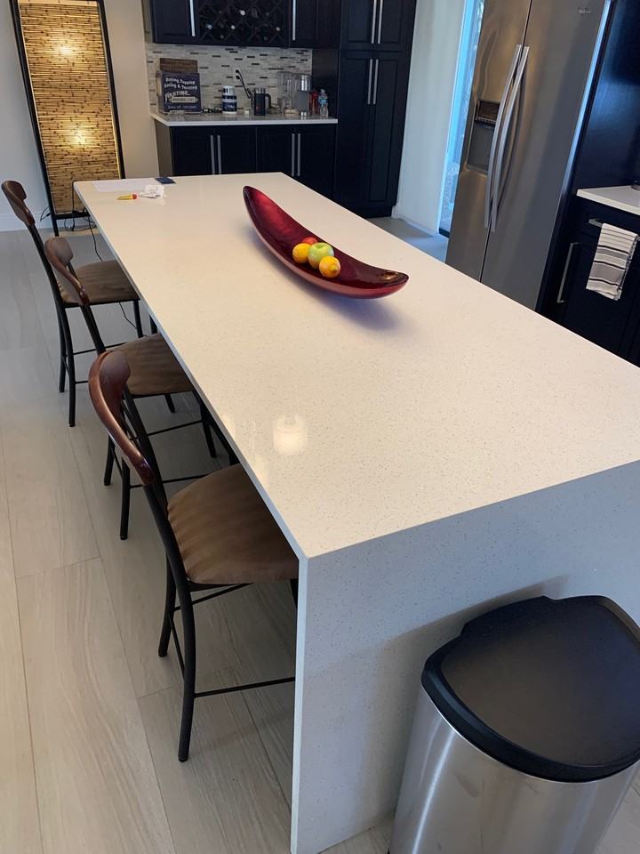 381 Se 16th Ave #NA - Photo 7 of 35