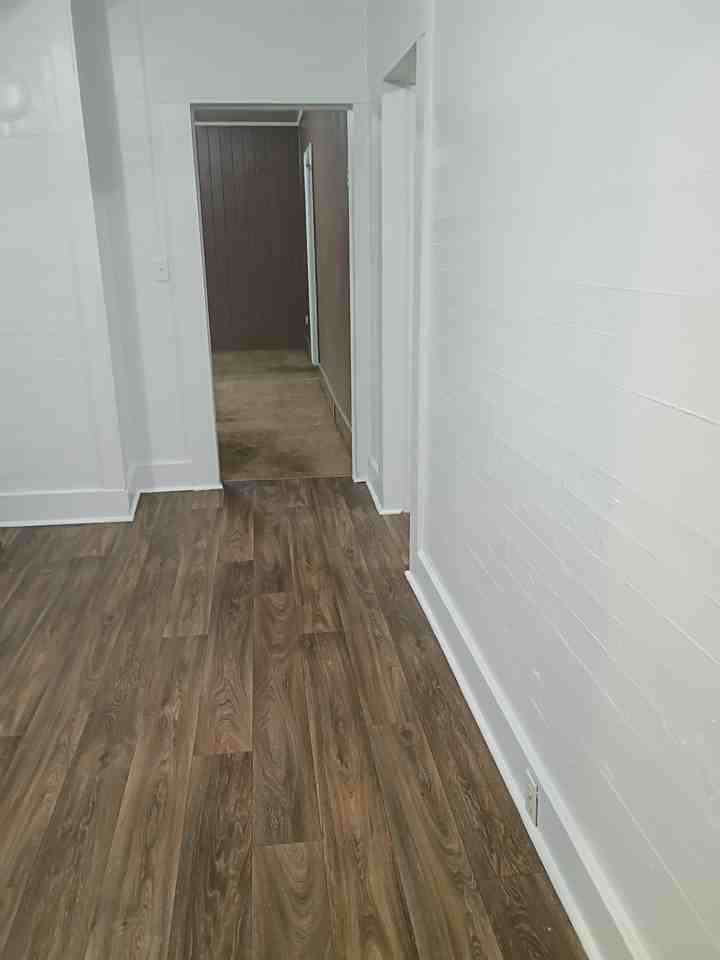 540 S Saint Andrews St #2 - Photo 5 of 6