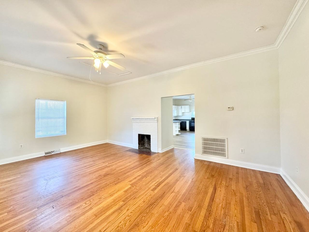 1616 North Ohenry Boulevard - Photo 2 of 16