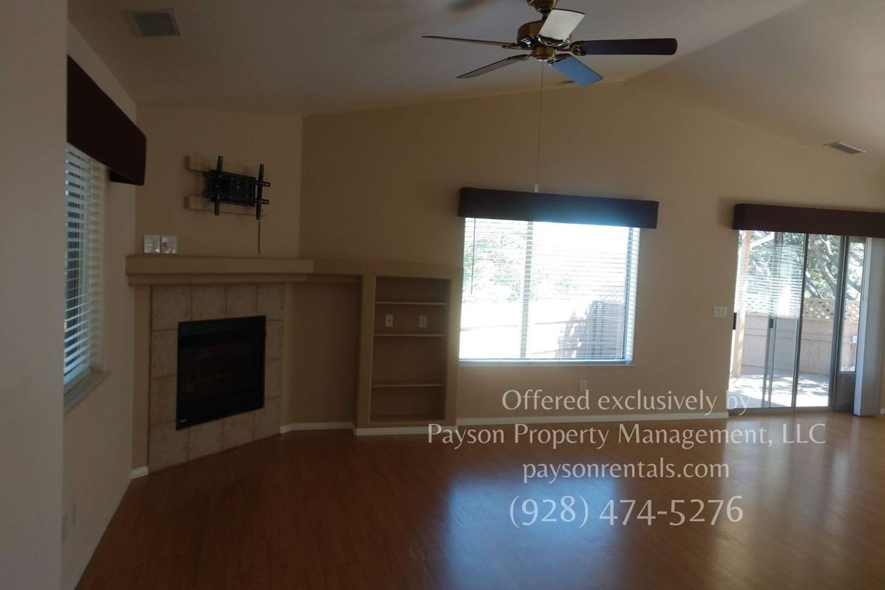 311 Red Rock Point - Photo 2 of 19