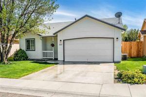 featured image of 327 West Hesston Street