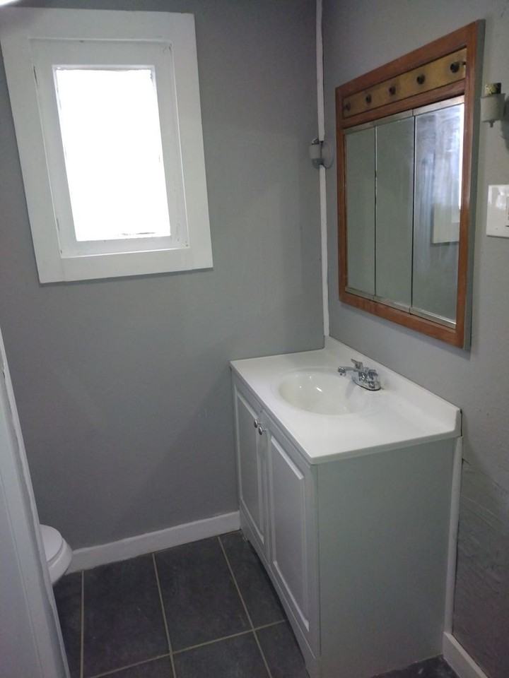 616 Buckhannon Avenue - Photo 3 of 7