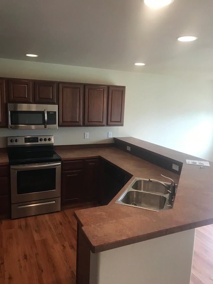 489 Woodman Drive - Photo 3 of 24