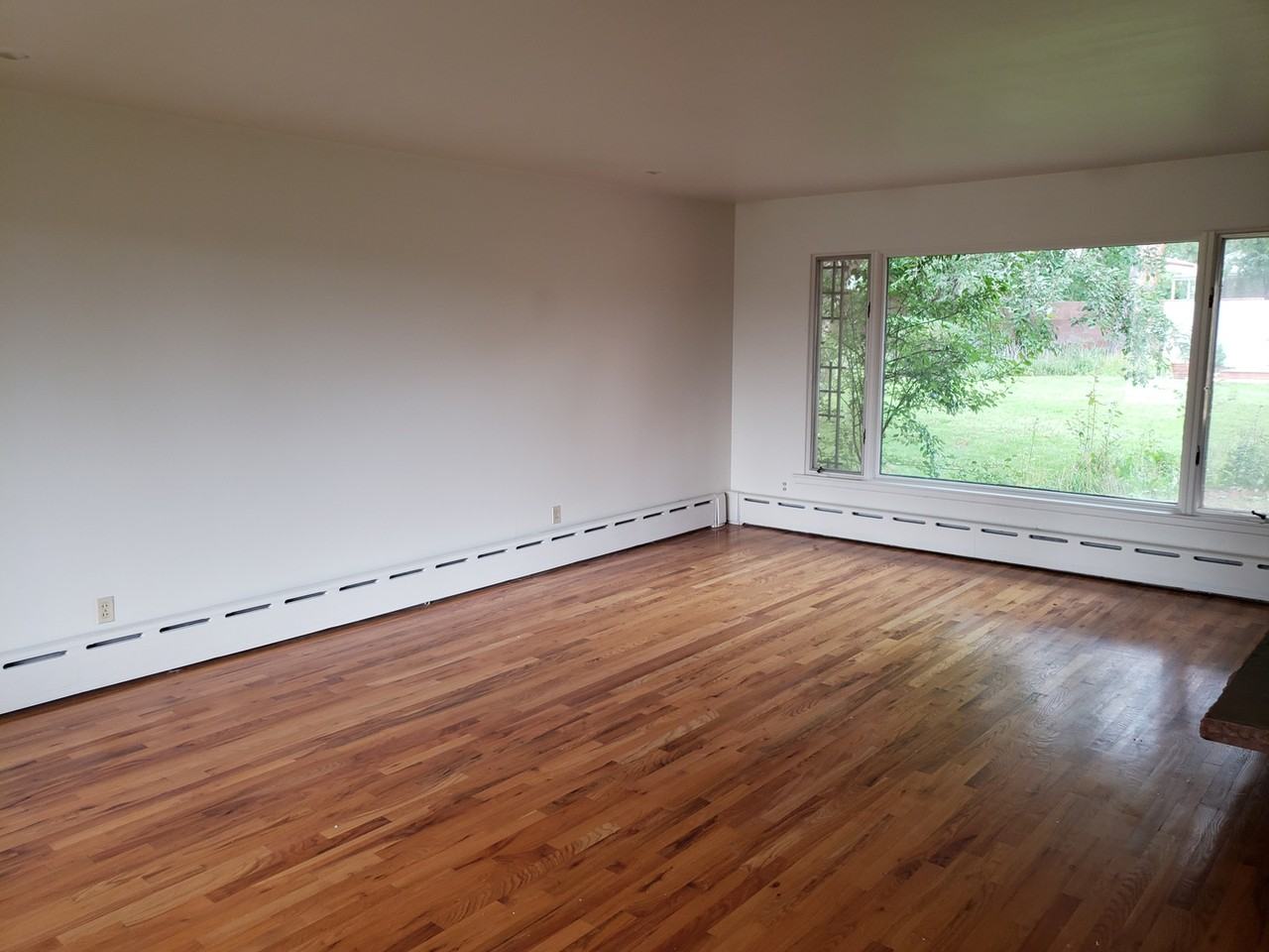 3721 Mccomb Ave - Photo 2 of 20