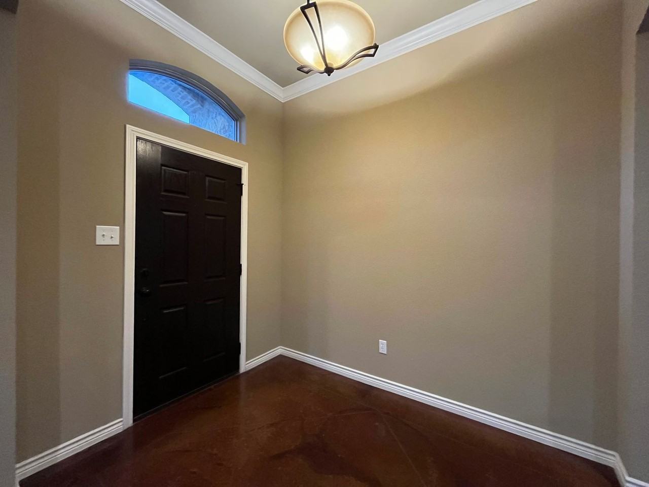 3012 Silver Saddle Dr - Photo 4 of 27