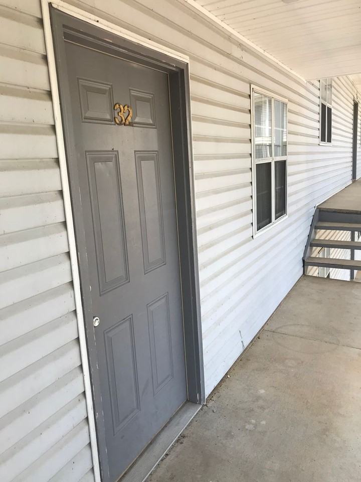 394 Oconee Street - Photo 2 of 19