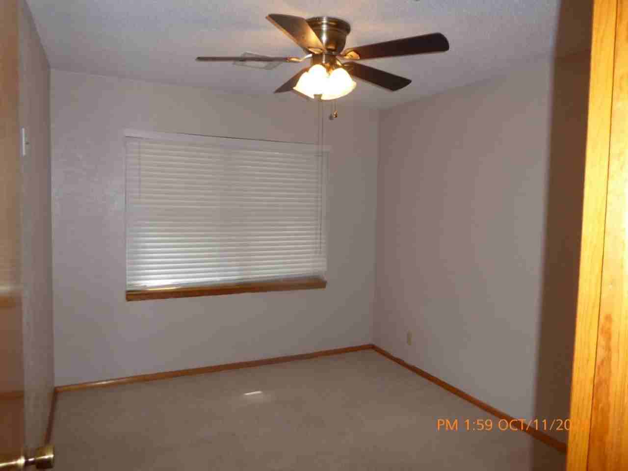 2709 Northwest Marion Avenue - Photo 7 of 9