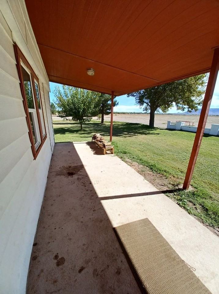 7785 Highway 377 Ne - Photo 2 of 29