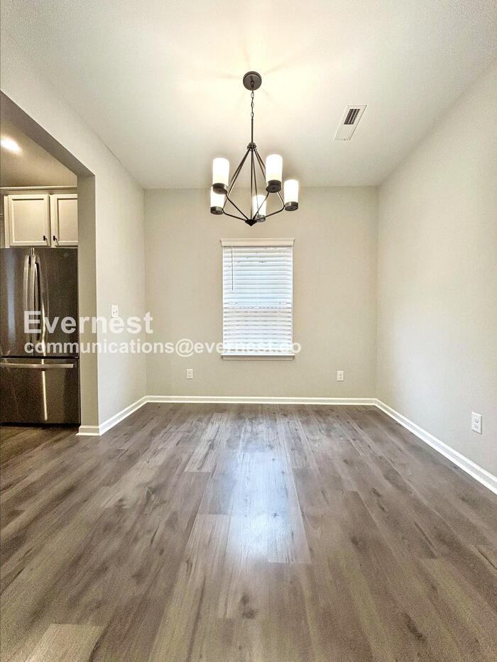 2031 Darby View Ln - Photo 7 of 30