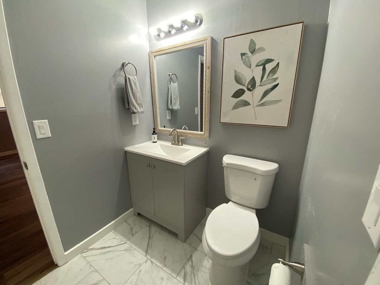 100 Bettie Court - Photo 5 of 11