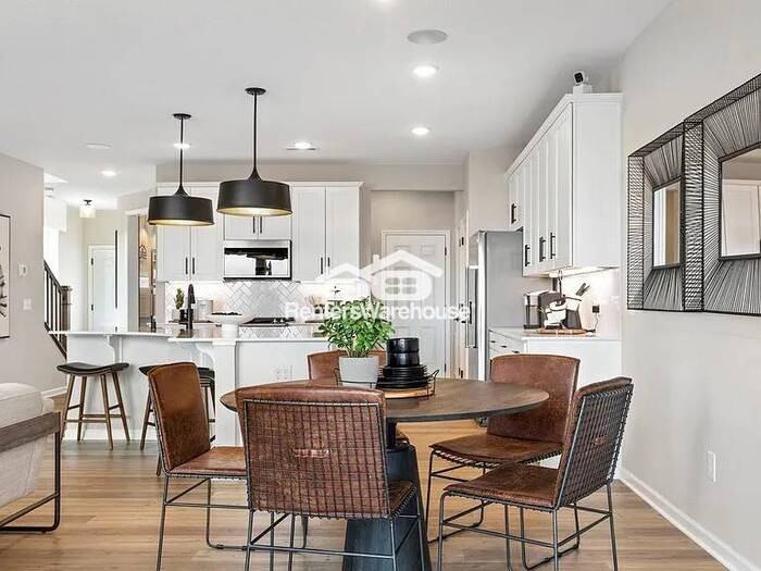 12841 Sawyer Ln - Photo 6 of 20