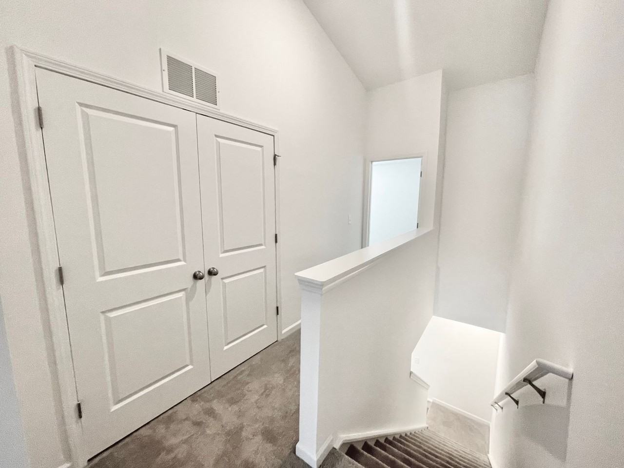 1305 Darlington Dr - Photo 5 of 13