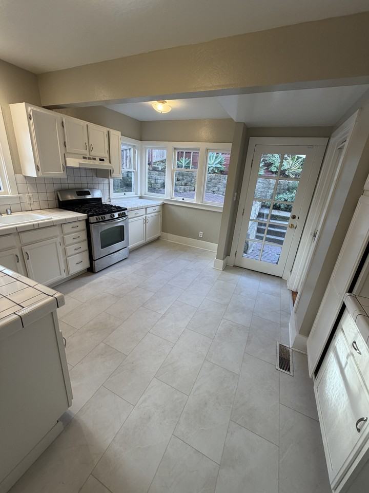 4433 Brookdale Avenue #NA - Photo 3 of 16