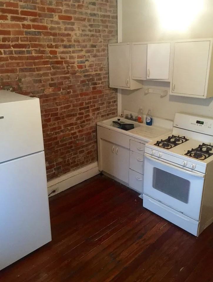 3112 North Calvert Street - Photo 2 of 9