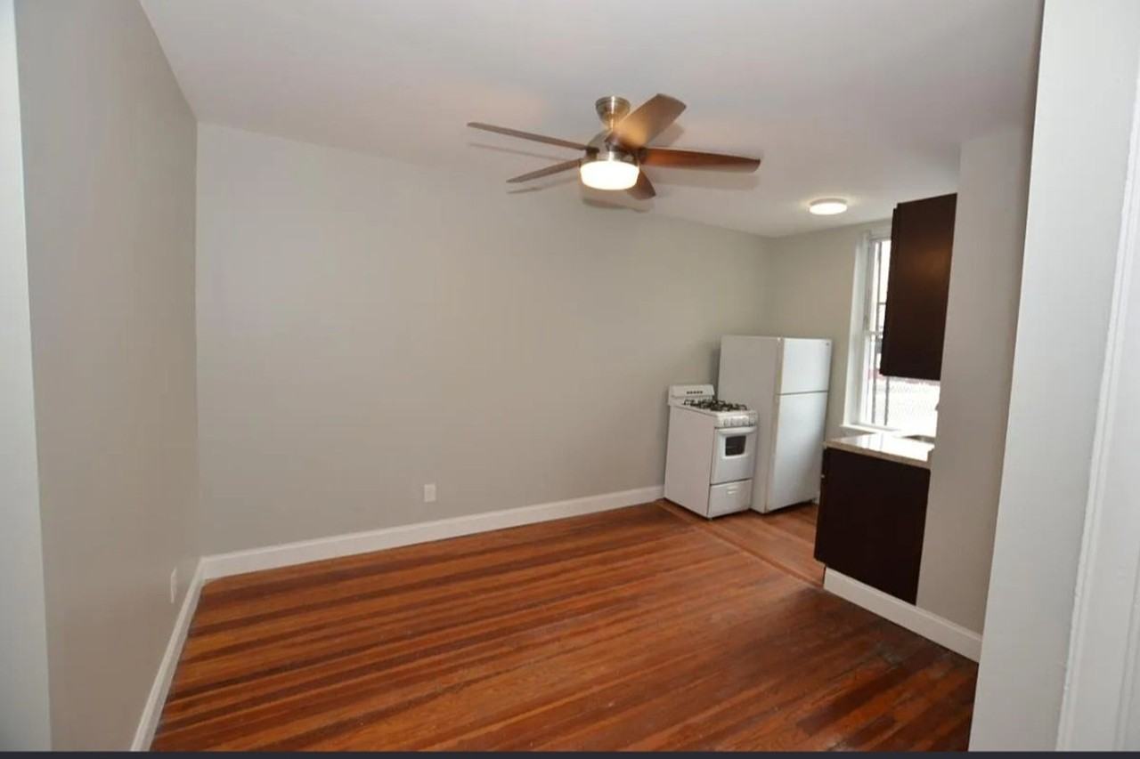 3112 North Calvert Street - Photo 5 of 9