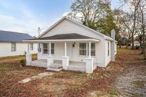 featured image of 215 West Boney Street