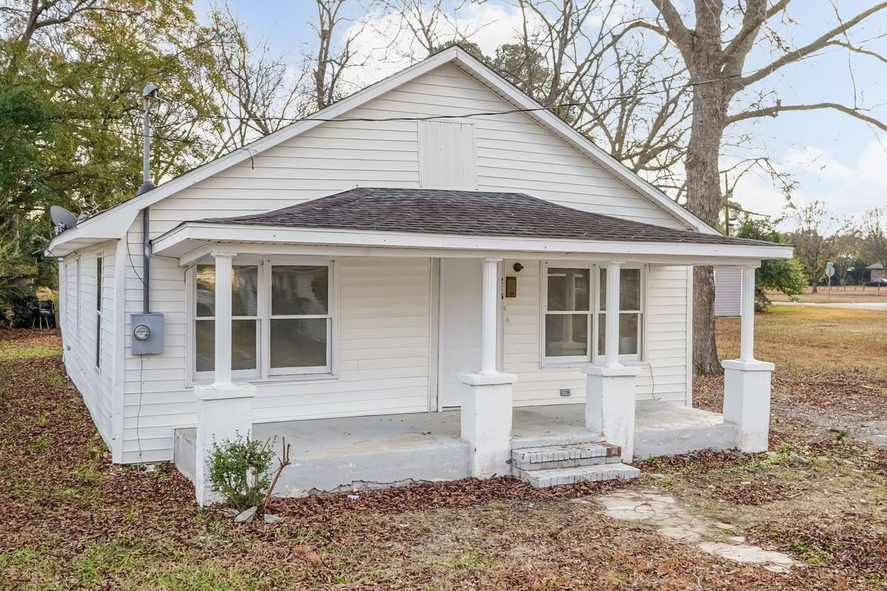 215 West Boney Street - Photo 2 of 19