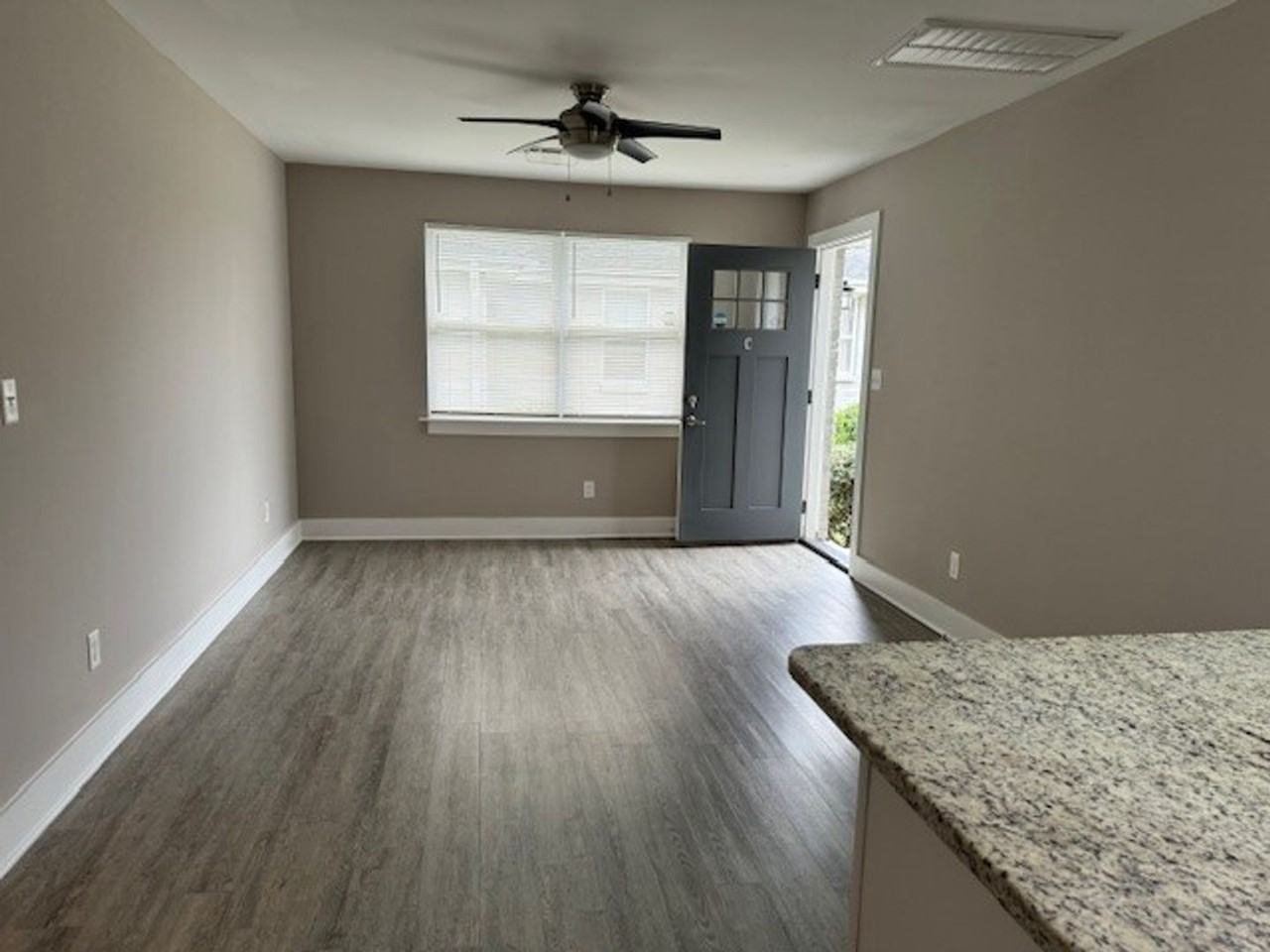 524 26th Ave N - Photo 7 of 9