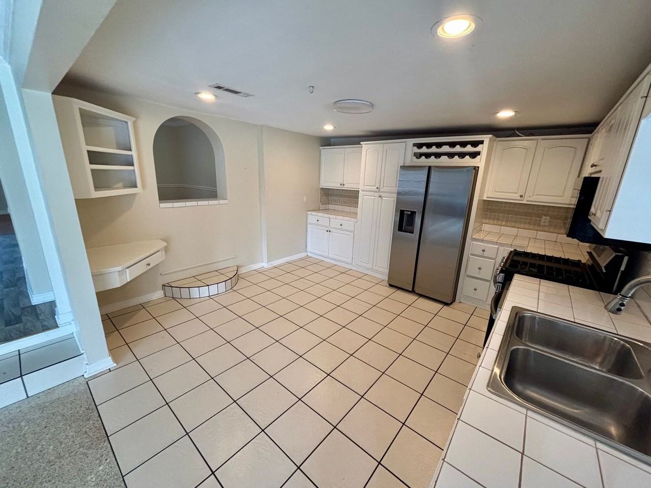 1206 Buena Vista Blvd - Photo 7 of 27