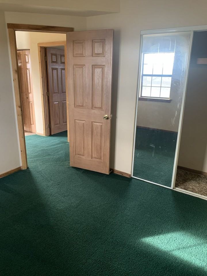 284 Jefferson Street - Photo 7 of 15