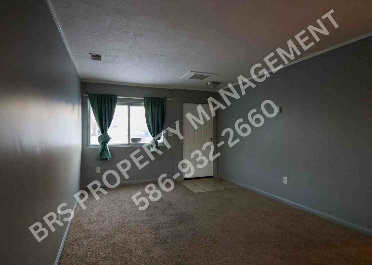 8063 Lozier Avenue - Photo 6 of 10