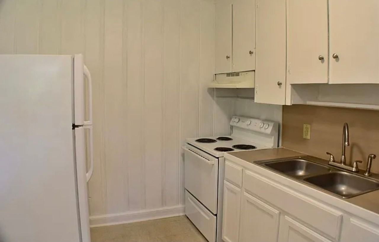 130 Duke Ave - Photo 6 of 11