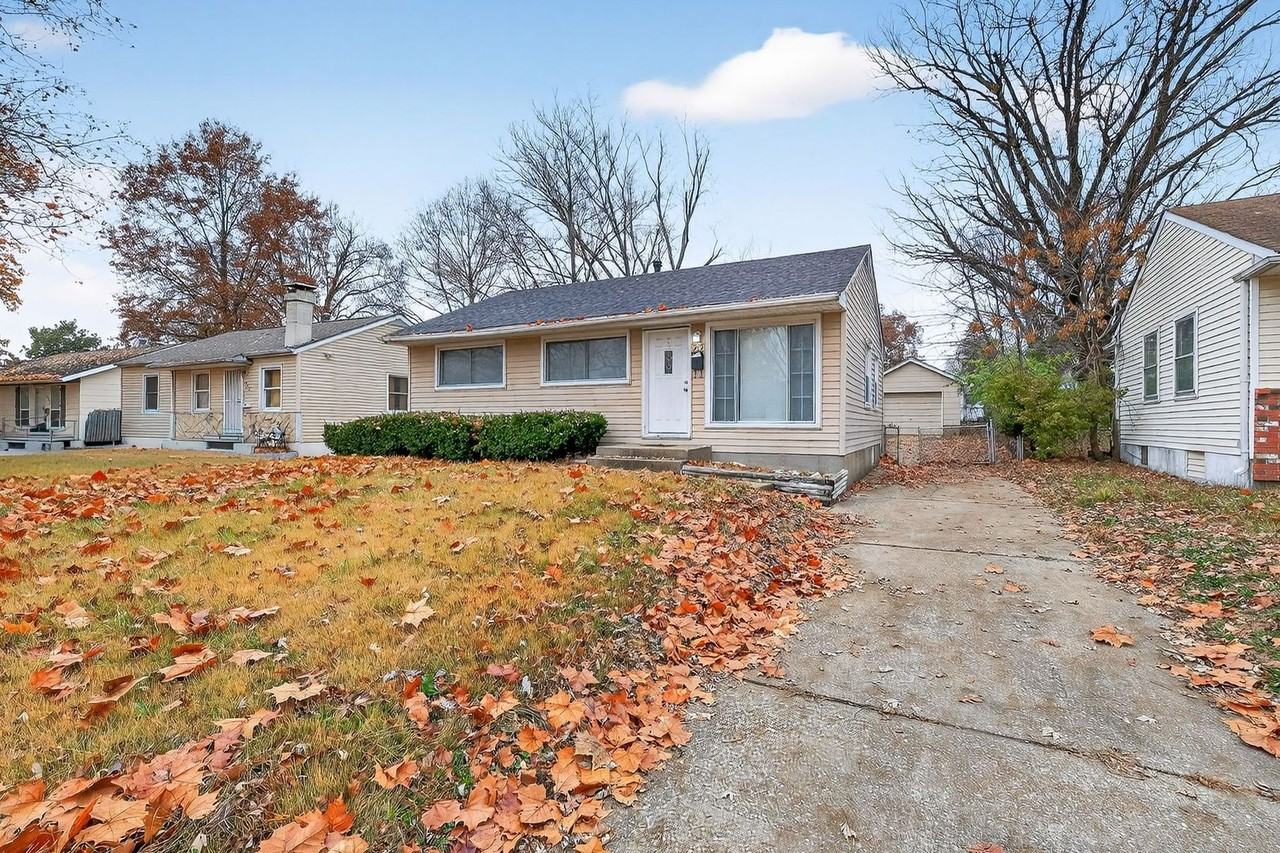 219 Presley Dr - Photo 5 of 29