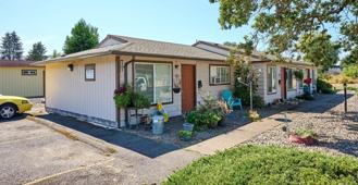 540-Oakvilla - Photo 1 of 1