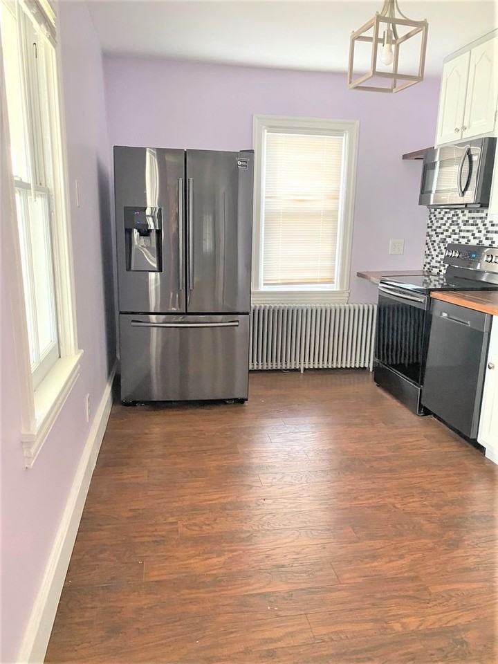 685 Concord Rd - Photo 4 of 21