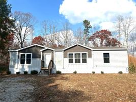 featured image of 1232 Everett Mountain Road